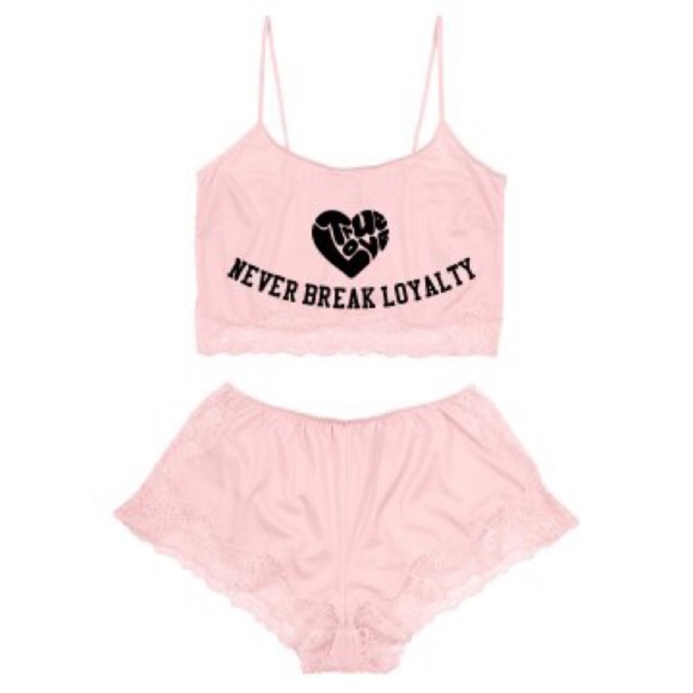 Lingerie for the ladies ❤️